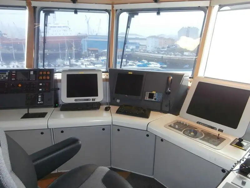 Nava container de vânzare