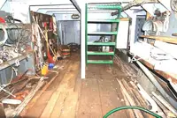 Nava cu macara de vânzare