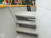 Nava de pescuit tip trauler de vânzare