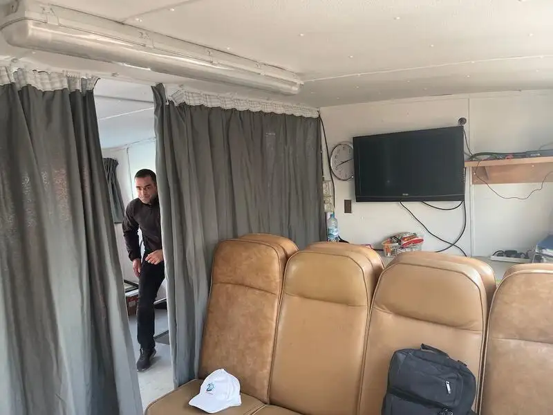 Nava container de vânzare