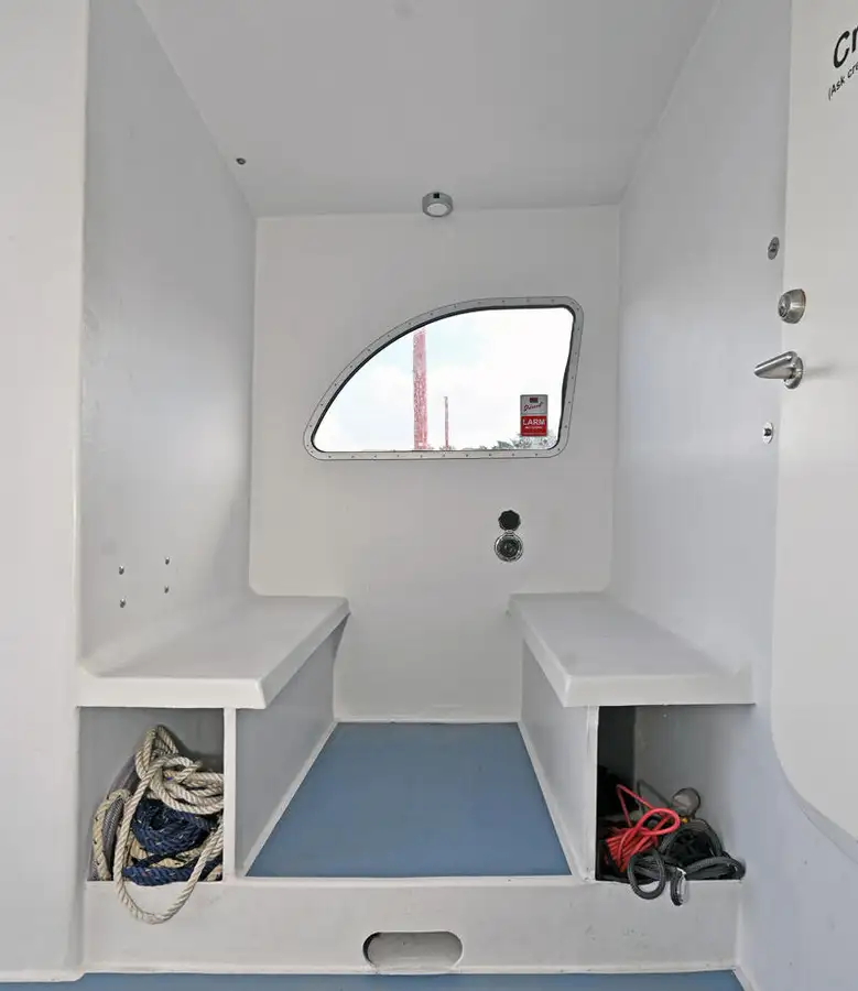 Catamaran de vânzare