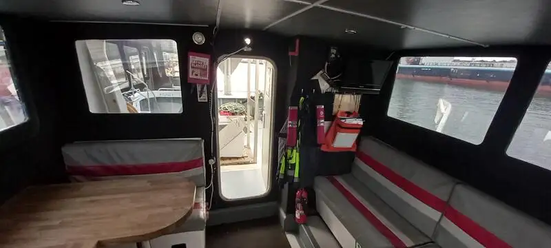 Navă de transport echipaj de vânzare