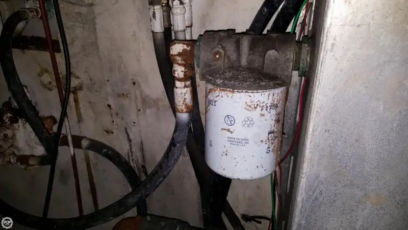 Nava de pescuit tip trauler de vânzare