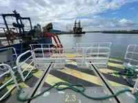 Nava container de vânzare