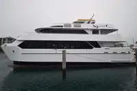 Catamaran de vânzare
