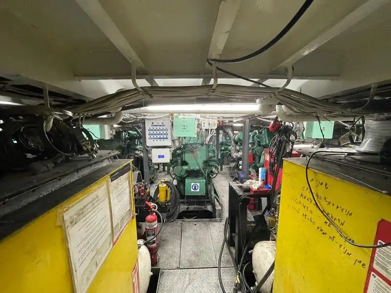 Nava container de vânzare