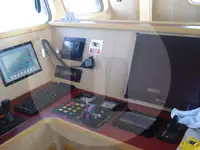 Nava de pescuit tip trauler de vânzare