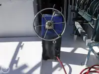 Nava de pescuit tip trauler de vânzare