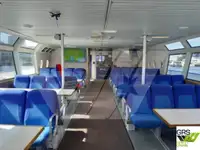 Navă cu feribotul de vânzare