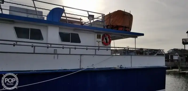 Catamaran de vânzare