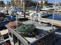 Nava de pescuit tip trauler de vânzare