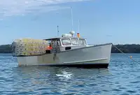 Nava de pescuit cu plase purseine de vânzare