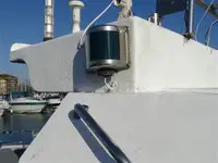 Nava de pescuit tip trauler de vânzare