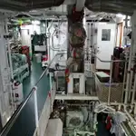 Nava de pescuit tip trauler de vânzare