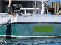 Nava de pescuit cu linii lungi de vânzare