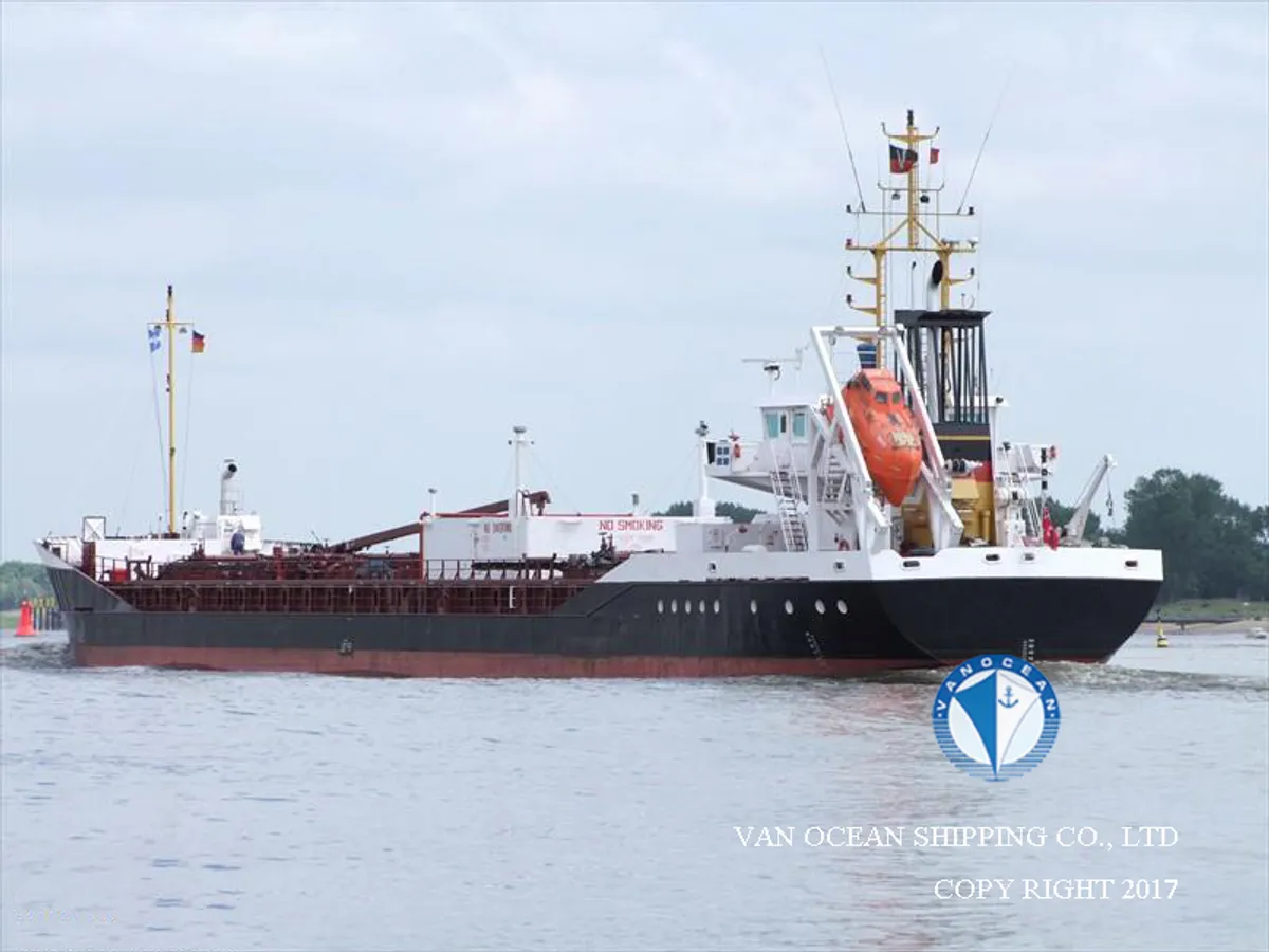 Tanc petrolier / chimic de vânzare