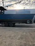 Nava de pescuit tip trauler de vânzare