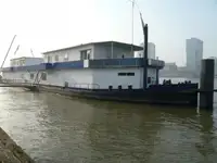 Şlep de vânzare