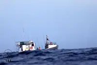 Nava de pescuit tip trauler de vânzare