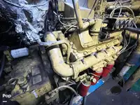 Nava de pescuit tip trauler de vânzare