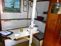Nava de pescuit tip trauler de vânzare