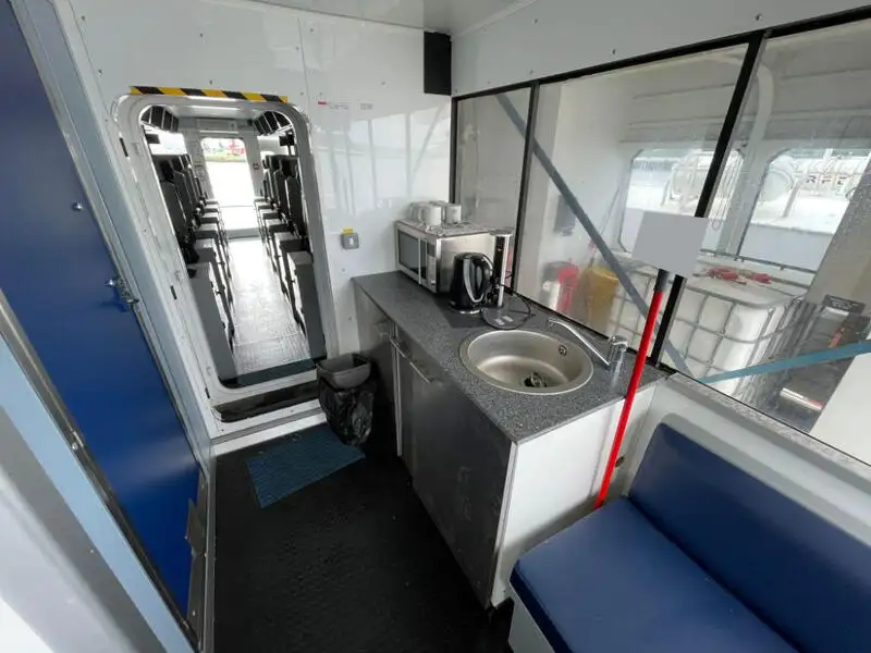 Nava container de vânzare