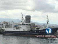 Nava de pescuit tip trauler de vânzare