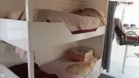 Nava de pescuit tip trauler de vânzare