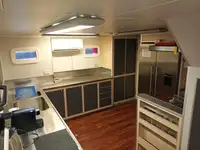 Catamaran de vânzare