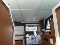 Nava de pescuit tip trauler de vânzare