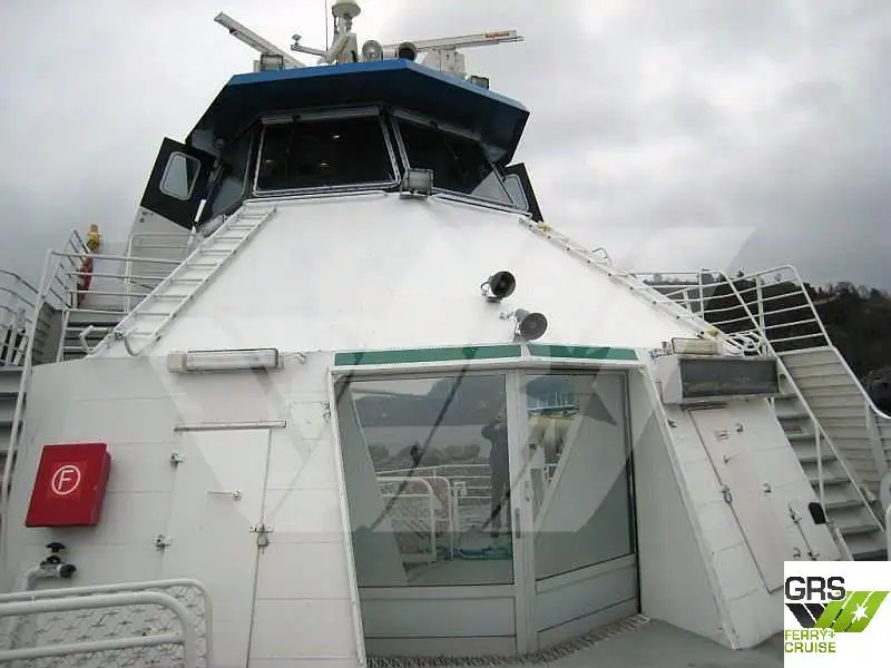 Catamaran de vânzare