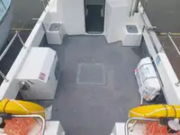 Nava de pescuit tip trauler de vânzare