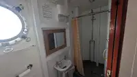 Navă de sondaj de vânzare