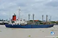 Nava refefer de vânzare