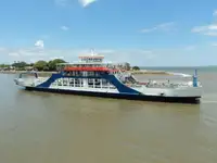Navă cu feribotul de vânzare