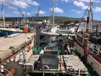 Nava de pescuit tip trauler de vânzare