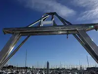 Catamaran de vânzare