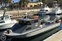 Nava de pescuit tip trauler de vânzare