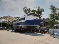 Nava de pasageri de vânzare