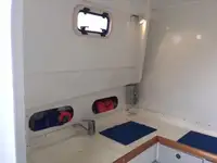 Navă de cercetare de vânzare
