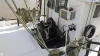Nava de pescuit tip trauler de vânzare