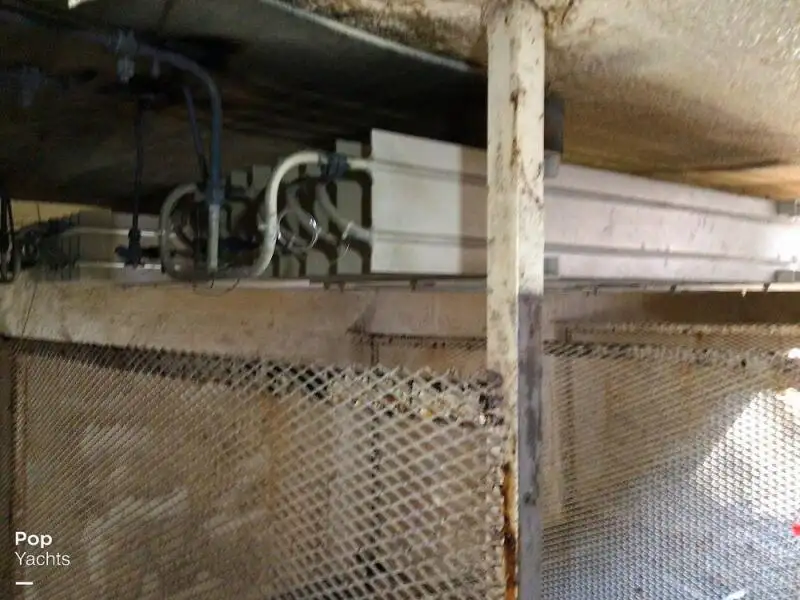 Nava de pescuit tip trauler de vânzare