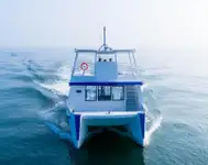Catamaran de vânzare