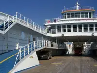 Navă cu feribotul de vânzare