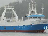 Nava de pescuit tip trauler de vânzare