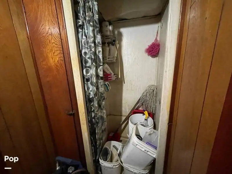 Nava de pescuit tip trauler de vânzare