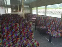 Șalupă de vânzare