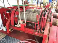 Nava de pescuit tip trauler de vânzare