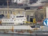 Nava de pescuit tip trauler de vânzare