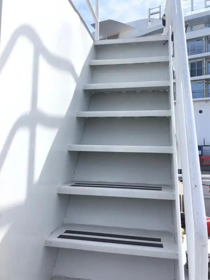 Catamaran de vânzare